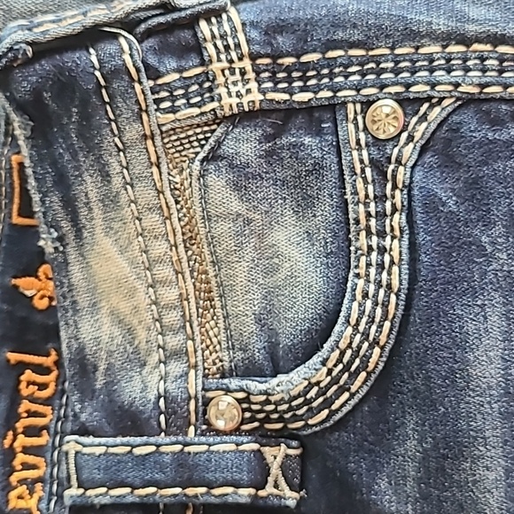 Rock Revival (Dariel) Mid-Rise skinny Jeans. Womens Size: W23x30 - Picture 8 of 9